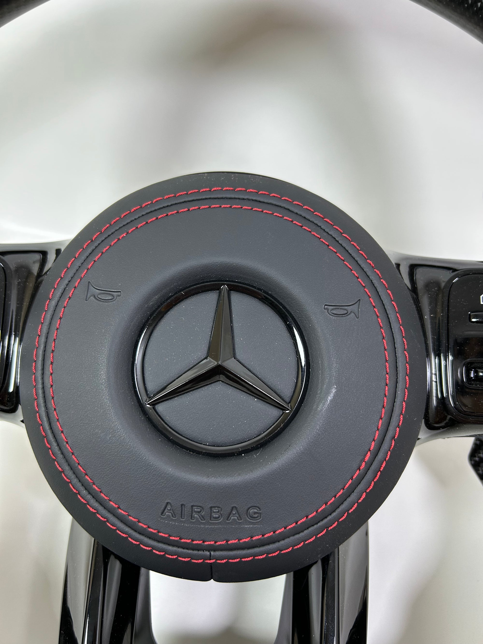 Volant Personnalisé Mercedes Benz AMG (2015-2021)