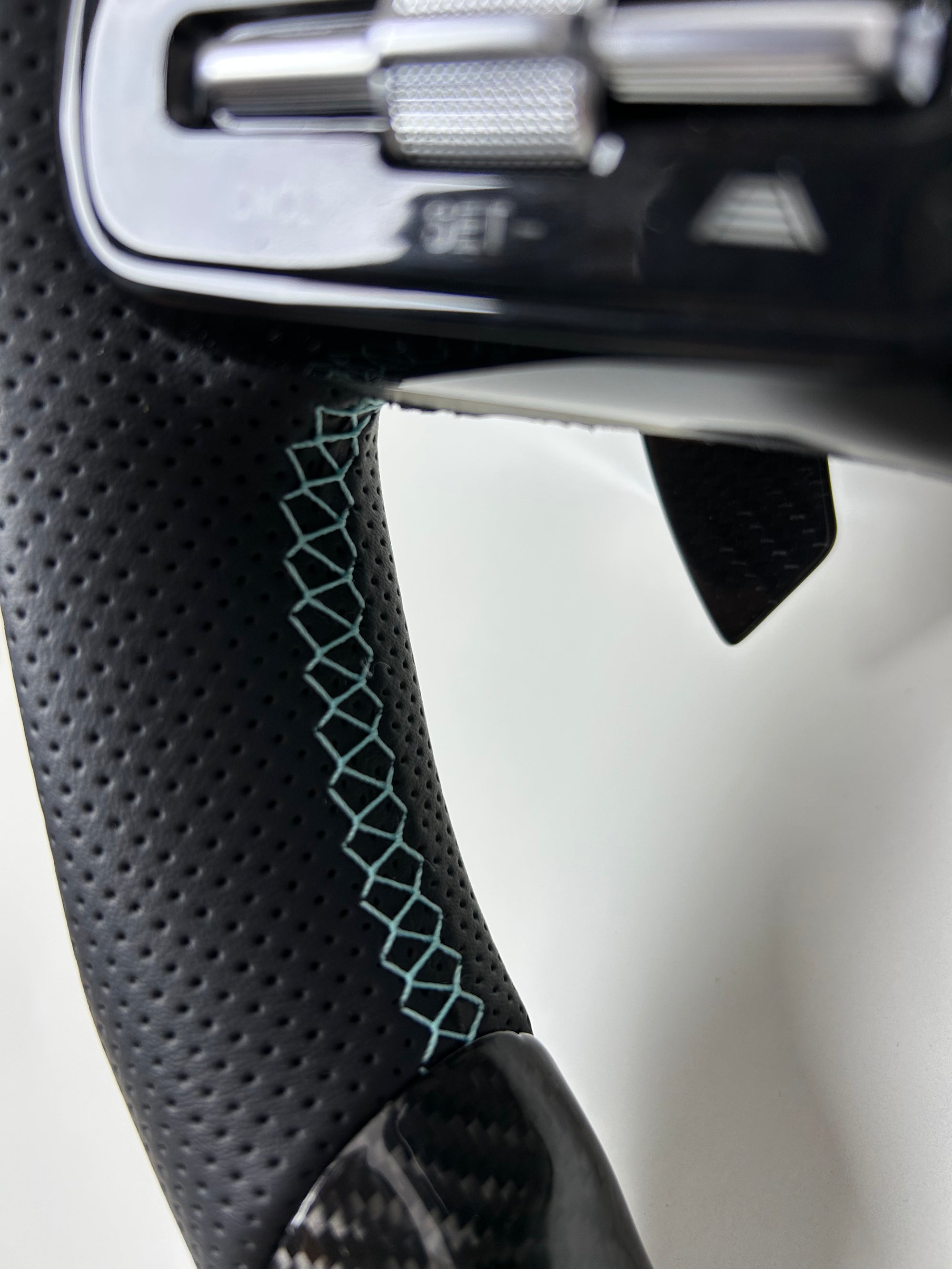Volant Personnalisé Mercedes Benz AMG (2015-2021)